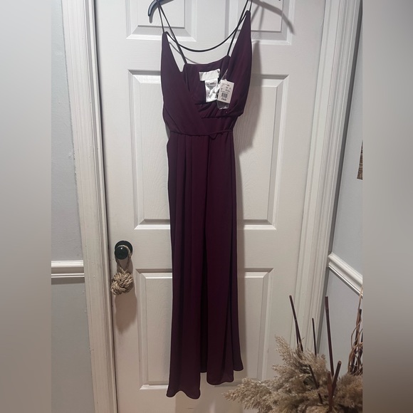 Beautiful dress - Picture 4 of 8